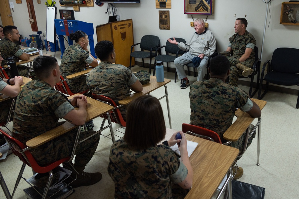 Chosin Few Visits MCAS Beaufort