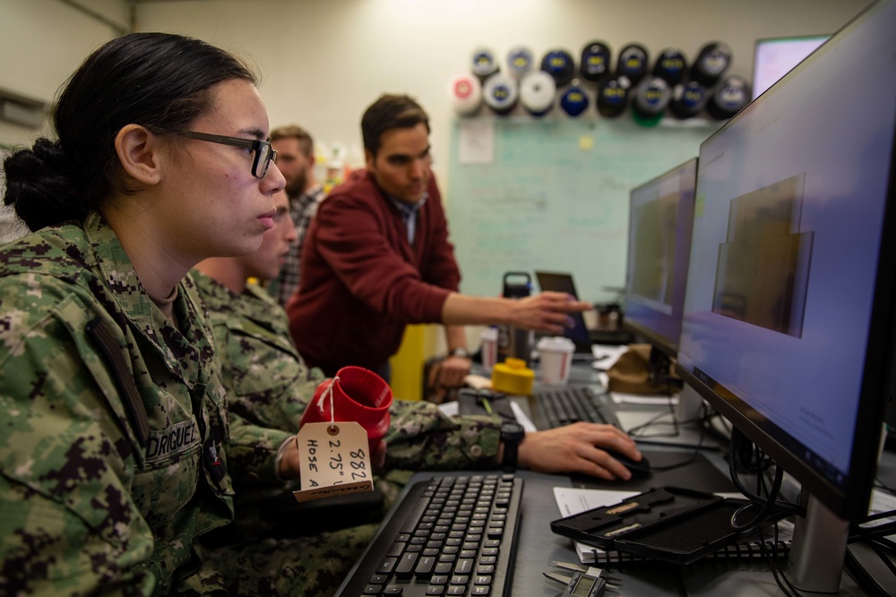 BATAAN SAILORS ATTEND 3D PRINTING COURSE