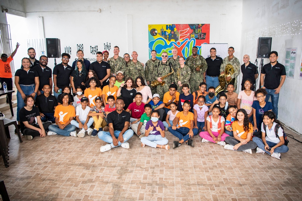 U.S. Fleet Forces Band Performs at Cakiki Foundation in Colombia - CP22