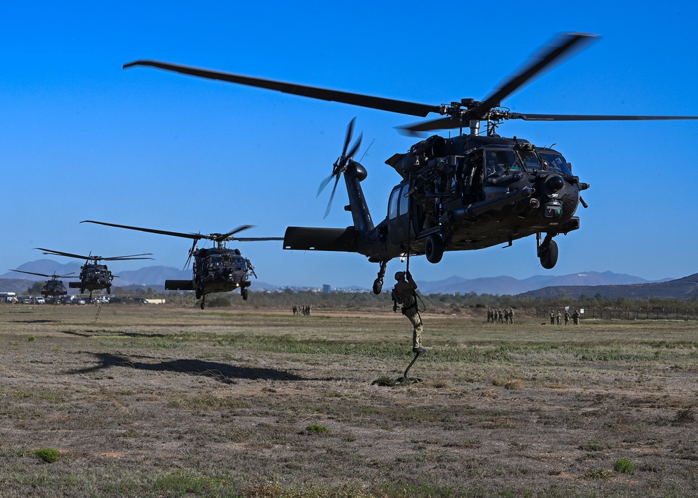 Naval Special Warfare Operators Conduct Training