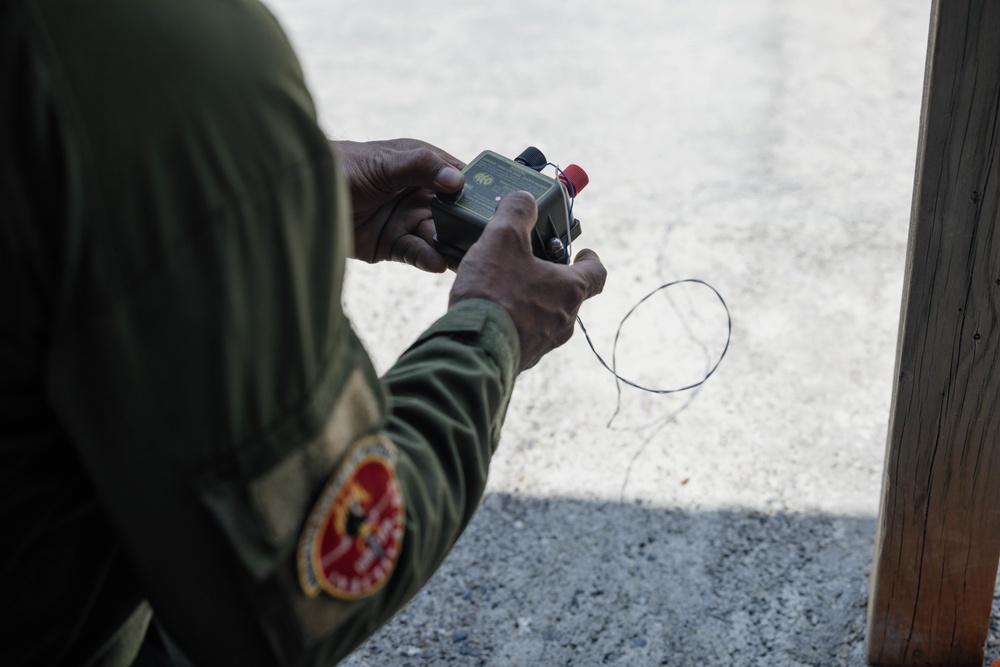 Demolition Range – EOD Marines Train the PNTL EOD Team