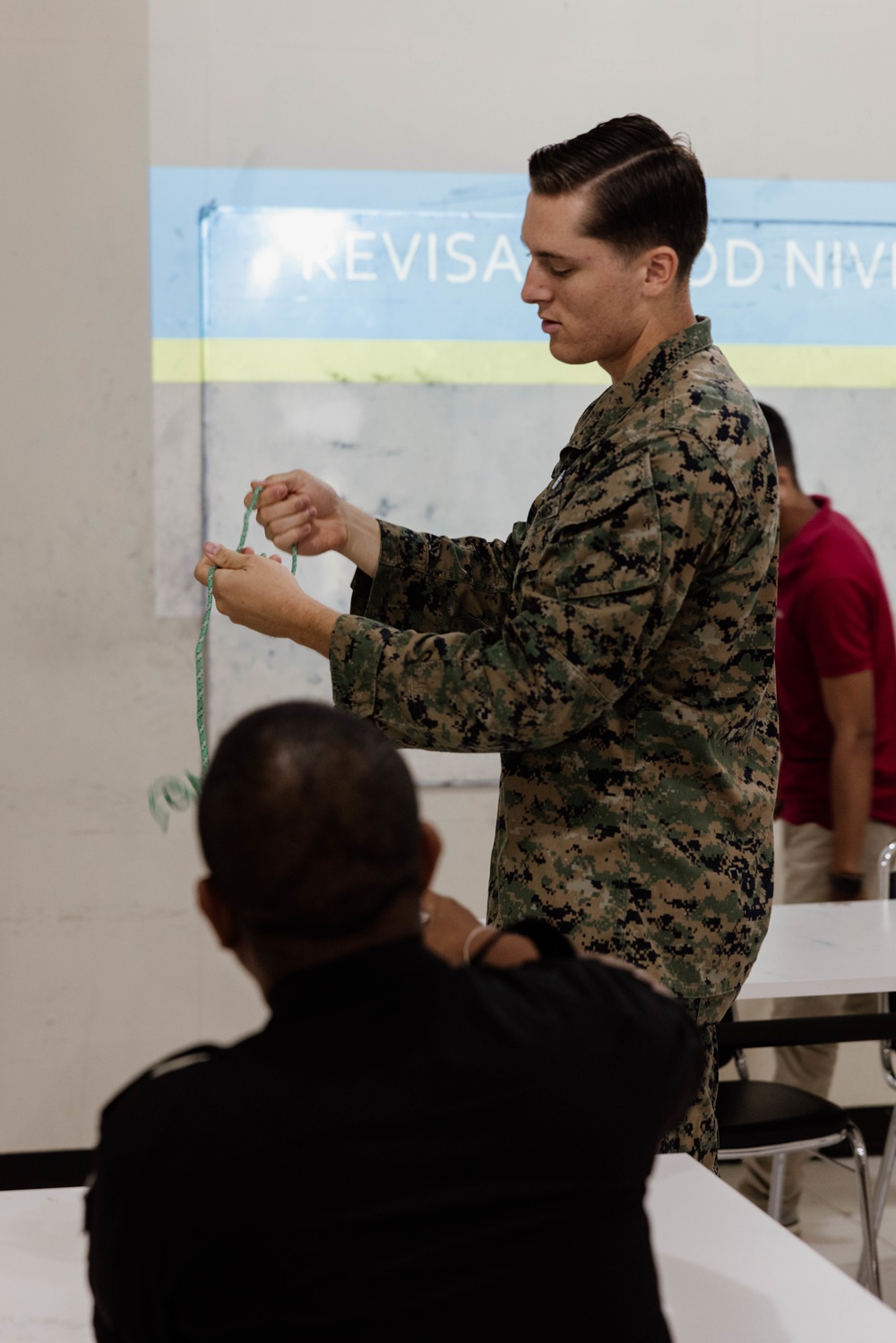 Starting with the Basics – EOD Marines teach the PNTL EOD Team