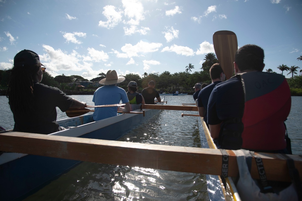 Wounded Warriors participate in outrigger canoe paddling as part of Warrior Care Month