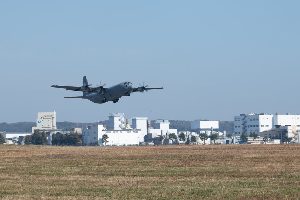 36th Airlift Squadron and JGSDF team up for jump training