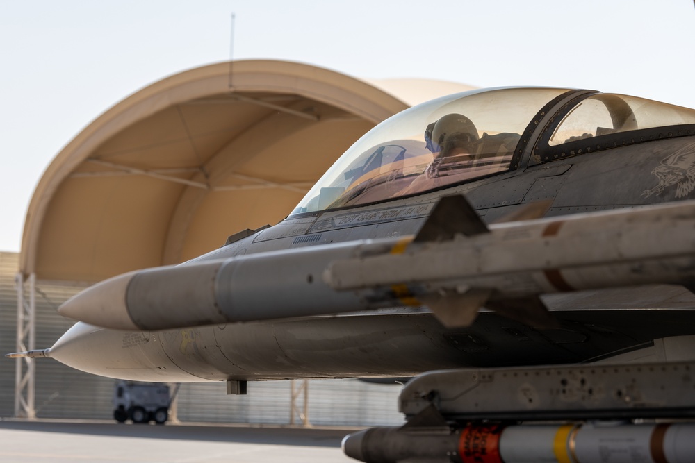 PSAB F-16 Fighting Falcon Pre-Launch