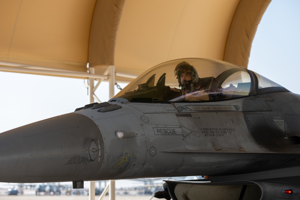 PASB F-16 Fighting Falcon Pre-Launch