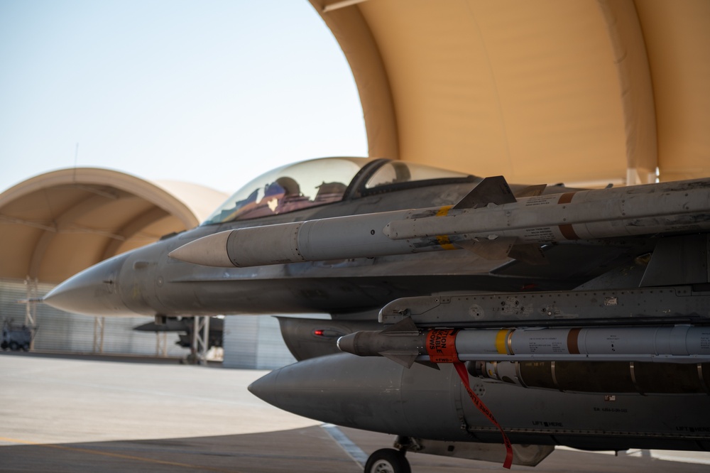 PSAB F-16 Fighting Falcon Pre-Launch