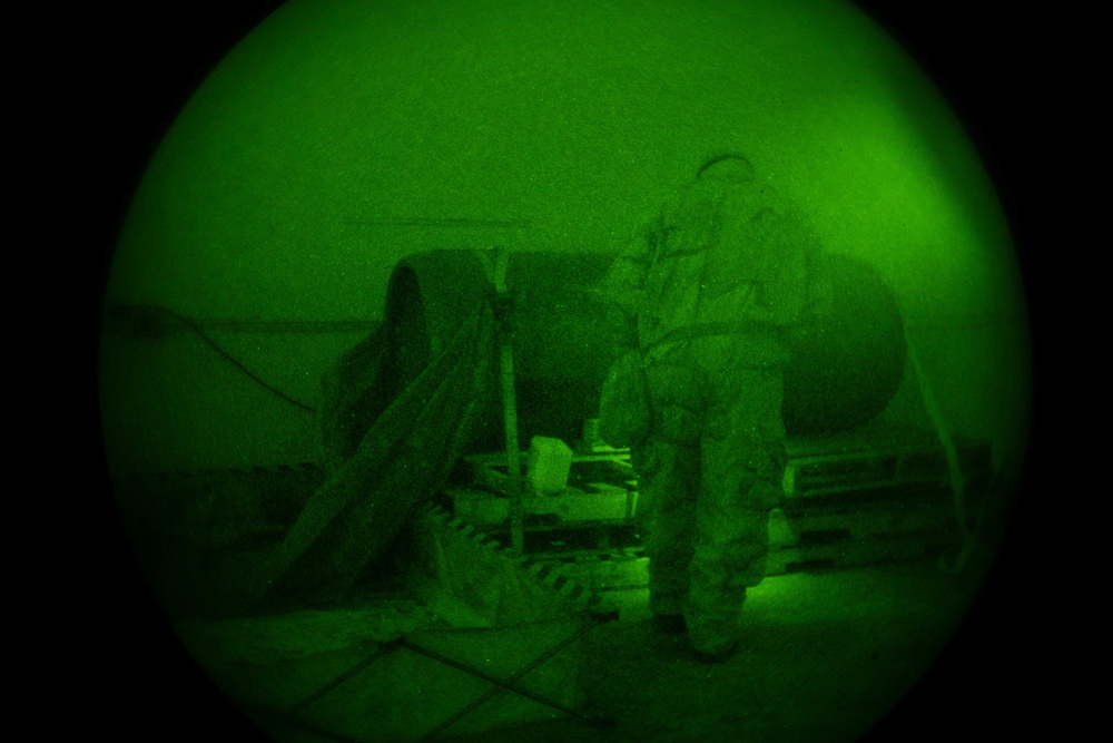 U.S. Marines and Army Soldiers conduct low light CBRN
