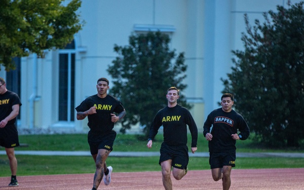 Soldiers conduct PT during Squad Leader Summit