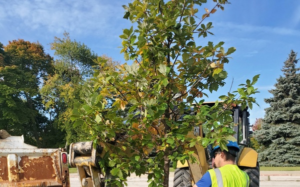 NAVFAC PWD Great Lakes Celebrates National Public Lands Day
