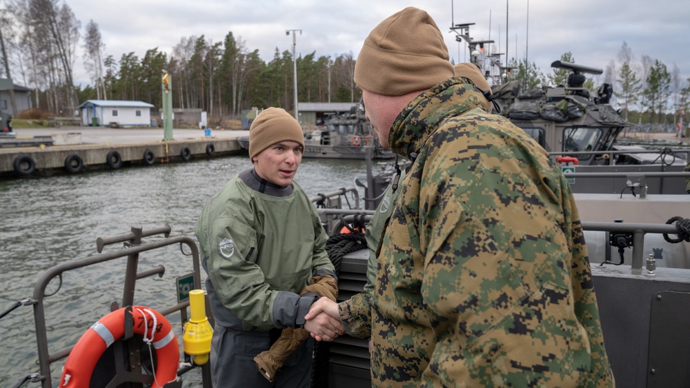 2nd Marine Logistics Group Commanding General Visits with Marines of Combat Logistics Battalion 6 in Finland