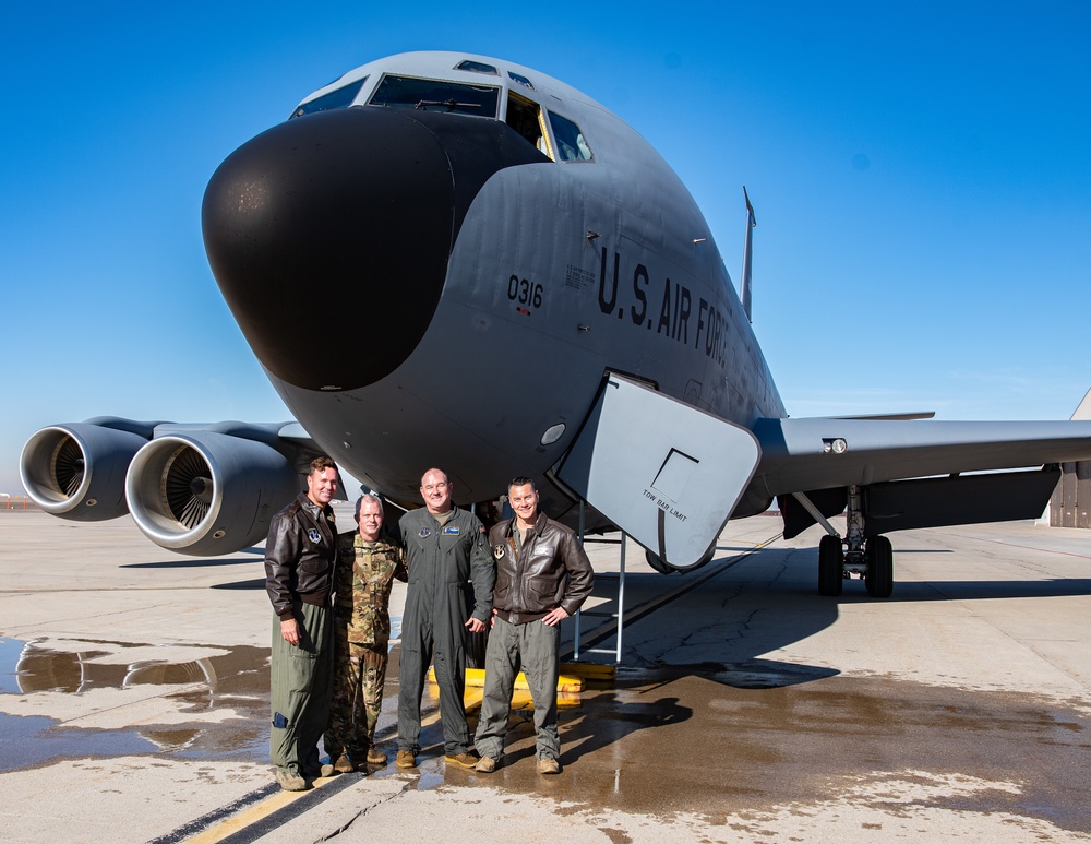 CMSgt Williams &amp; MSgt Armstrong Fini-Flight