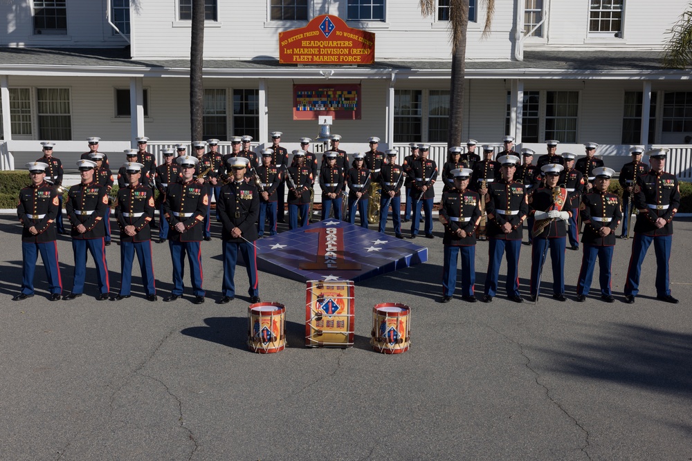 1st Marine Division Band poses for annual group photo
