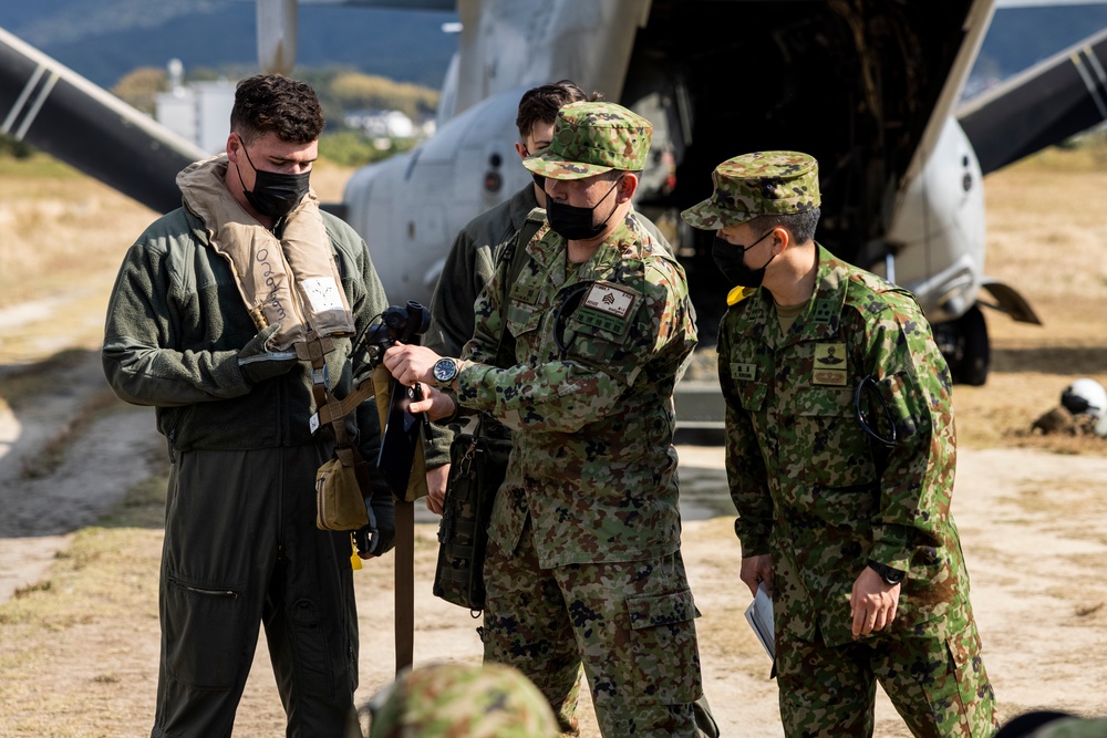 KEEN SWORD 23 | VMM-265 CONDUCTS ON AND OFF DRILLS FOR THE JAPAN GROUND SELF-DEFENSE FORCE