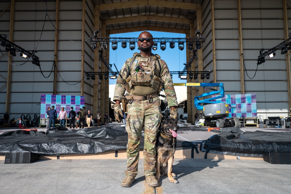 DVIDS - Images - Behind The Scenes: FOX NFL Sunday’s Salute To Veterans ...