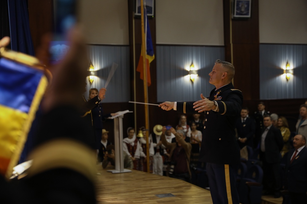 101st Airborne Division Band Join Together With The Romanian Naval Academy