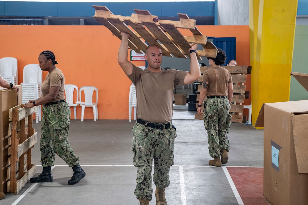 Continuing Promise Medical Site Closure in Cartagena