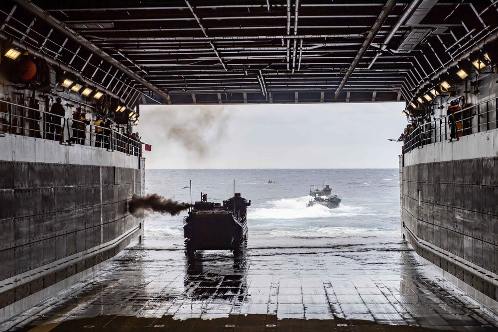 AAV Operations aboard USS New Orleans during Keen Sword 23