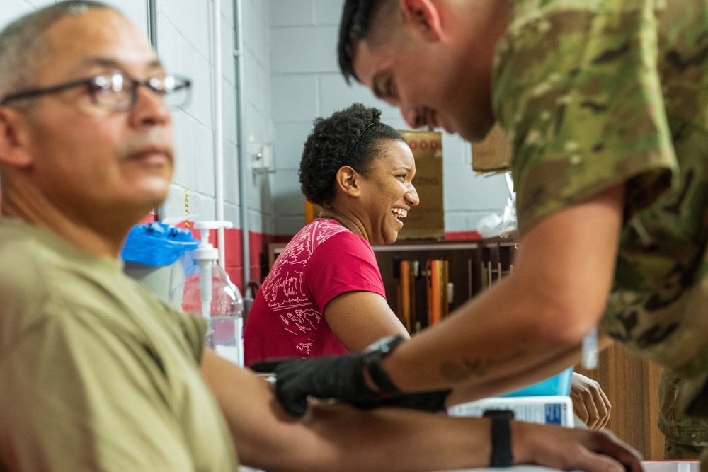 Soldiers volunteer for Walking Blood Bank prescreening to improve medical readiness