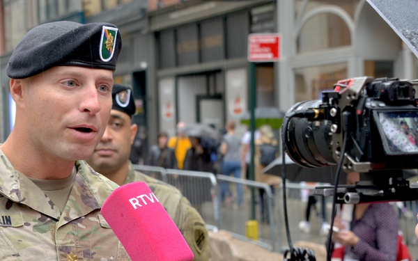 353 CACOM participates NYC Veterans Day Parade