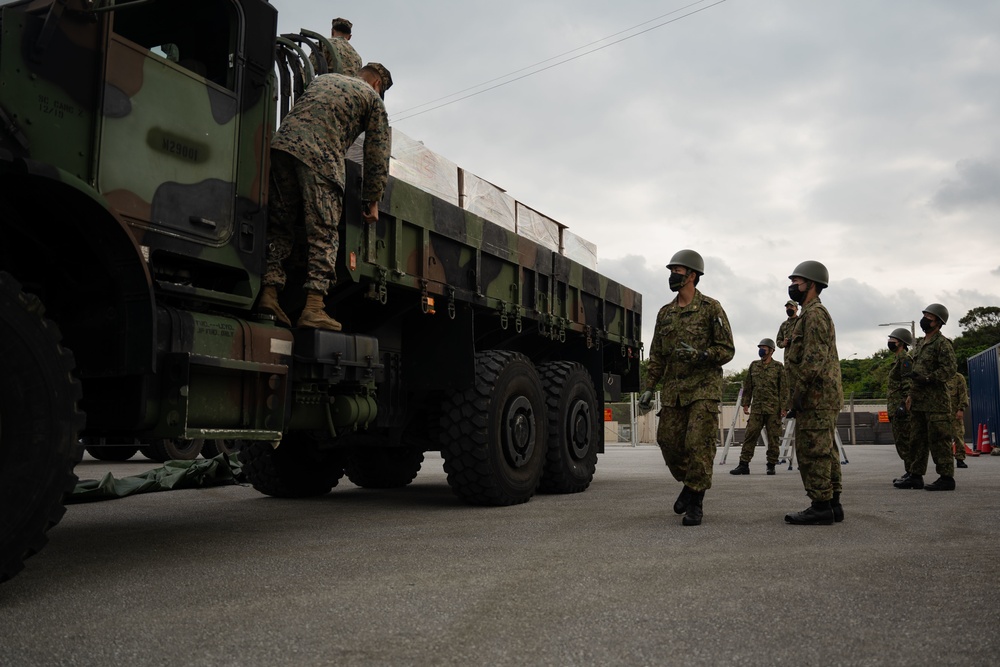 U.S. Marines and JGSDF Conduct Bilateral Convoy | Keen Sword