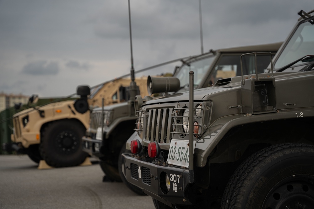U.S. Marines and JGSDF Conduct Bilateral Convoy | Keen Sword