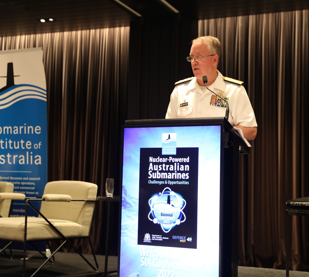 Commander, Submarine Group 7 Speaks at Submarine Institute of Australia Conference