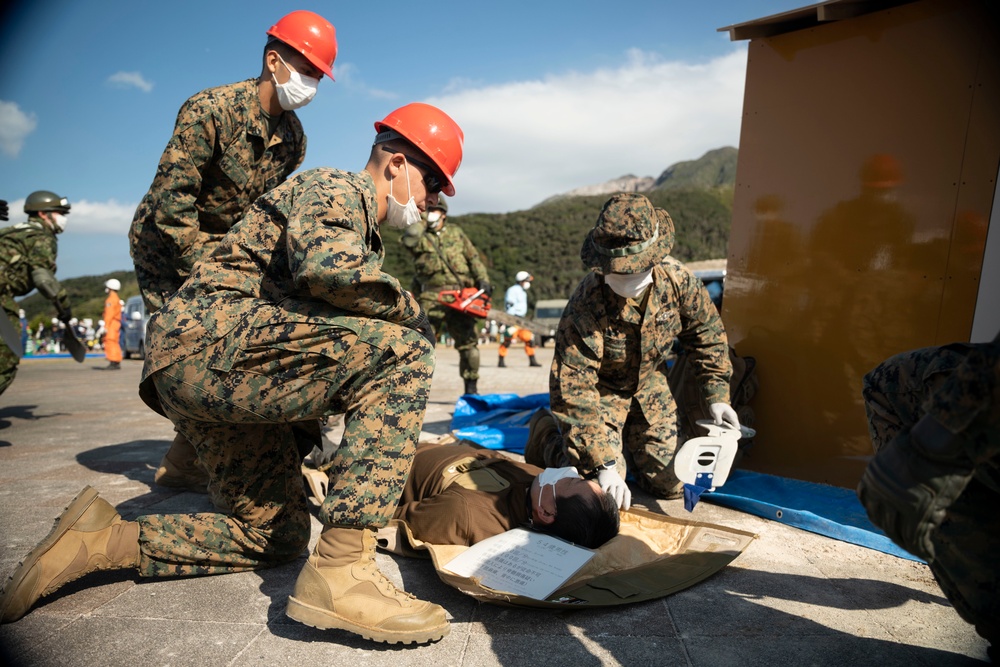 9th Engineer Support Battalion Marines Participate in  Humanitarian Aid/Disaster Relief Demonstration  with Japan Ground Self Defense Force Counterparts