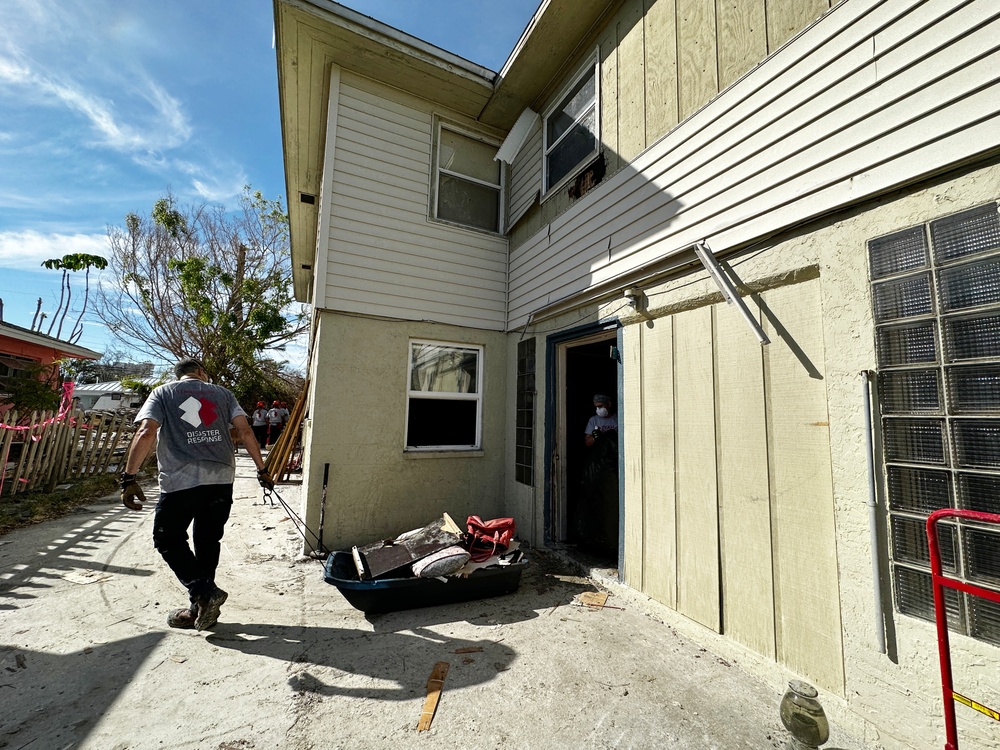 Team Rubicon Cleans Up a House Damaged by Hurricane Ian