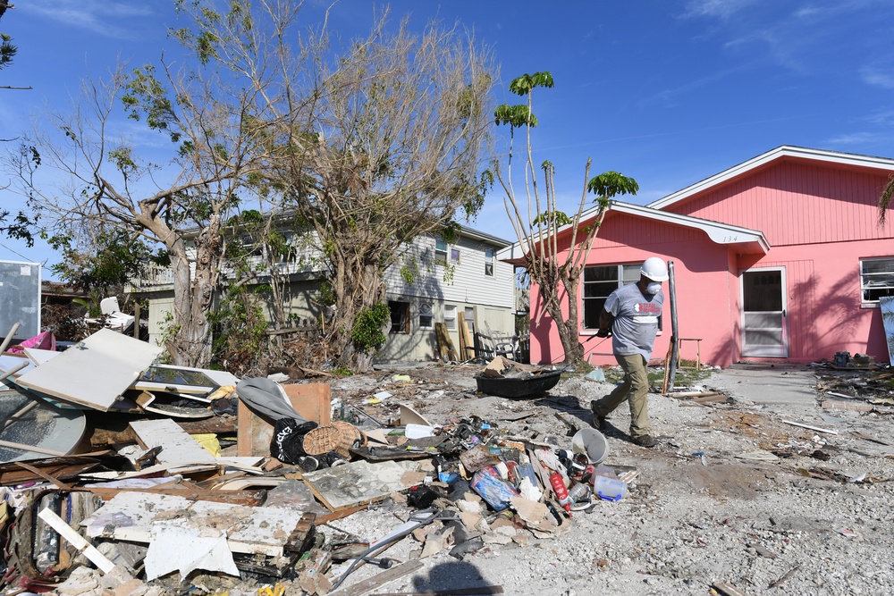 Team Rubicon Cleans Up a House Damaged by Hurricane Ian