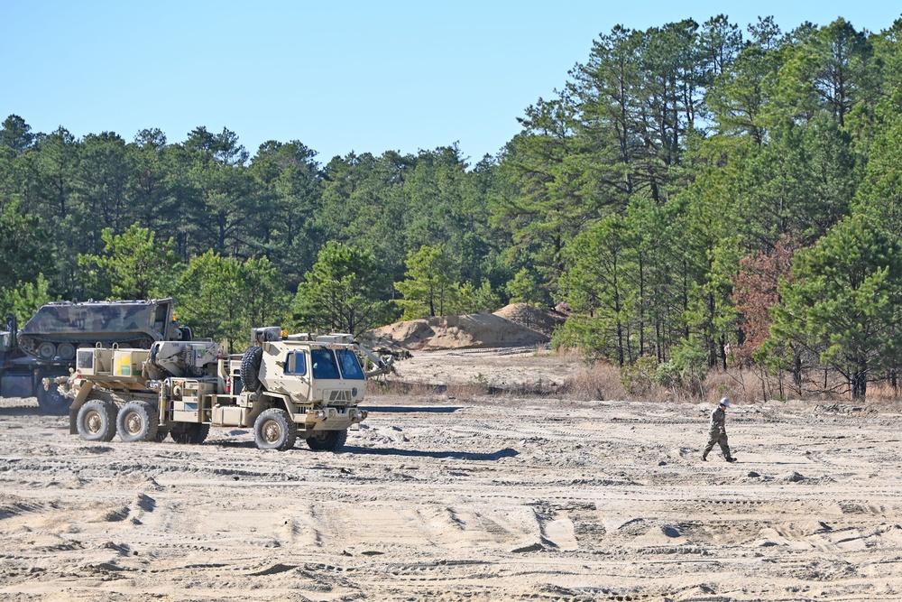 Fort Dix – RTS-M Dozers Digging Movers EN TNG SITE #2 21 NOV 2022