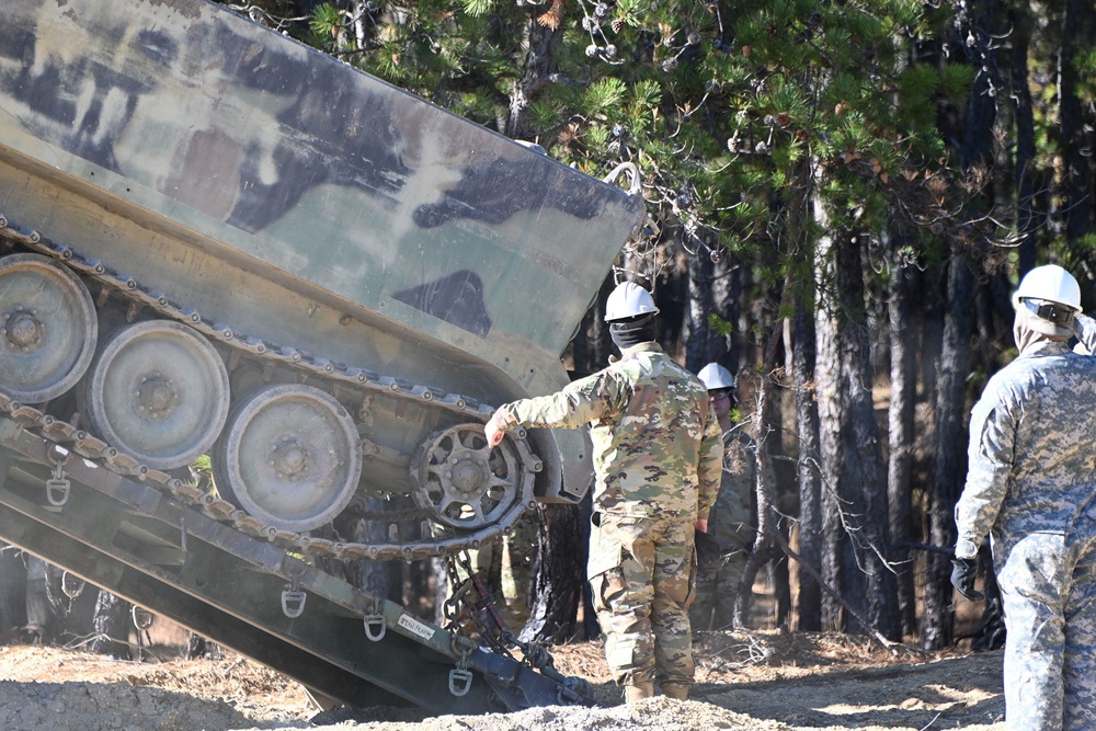 Fort Dix – RTS-M Dozers Digging Movers EN TNG SITE #2 21 NOV 2022