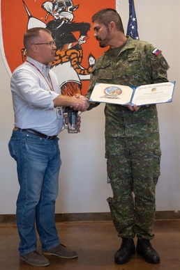 Tucson Air Guard bids farewell to Slovak Foreign Liaison Officer (LNO), welcomes new LNO