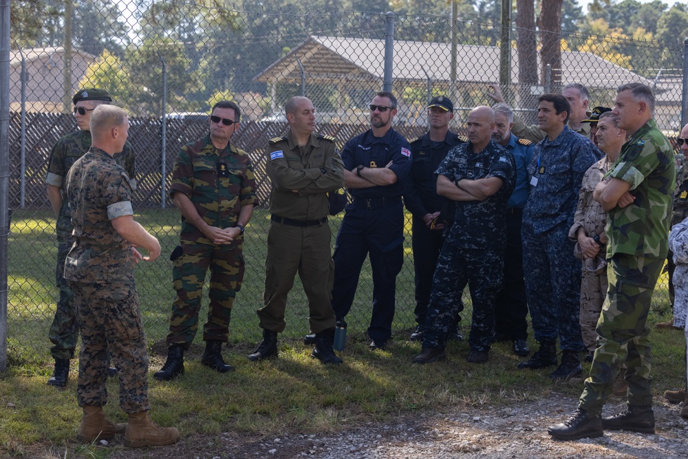 Attaches visit MCAS Beaufort