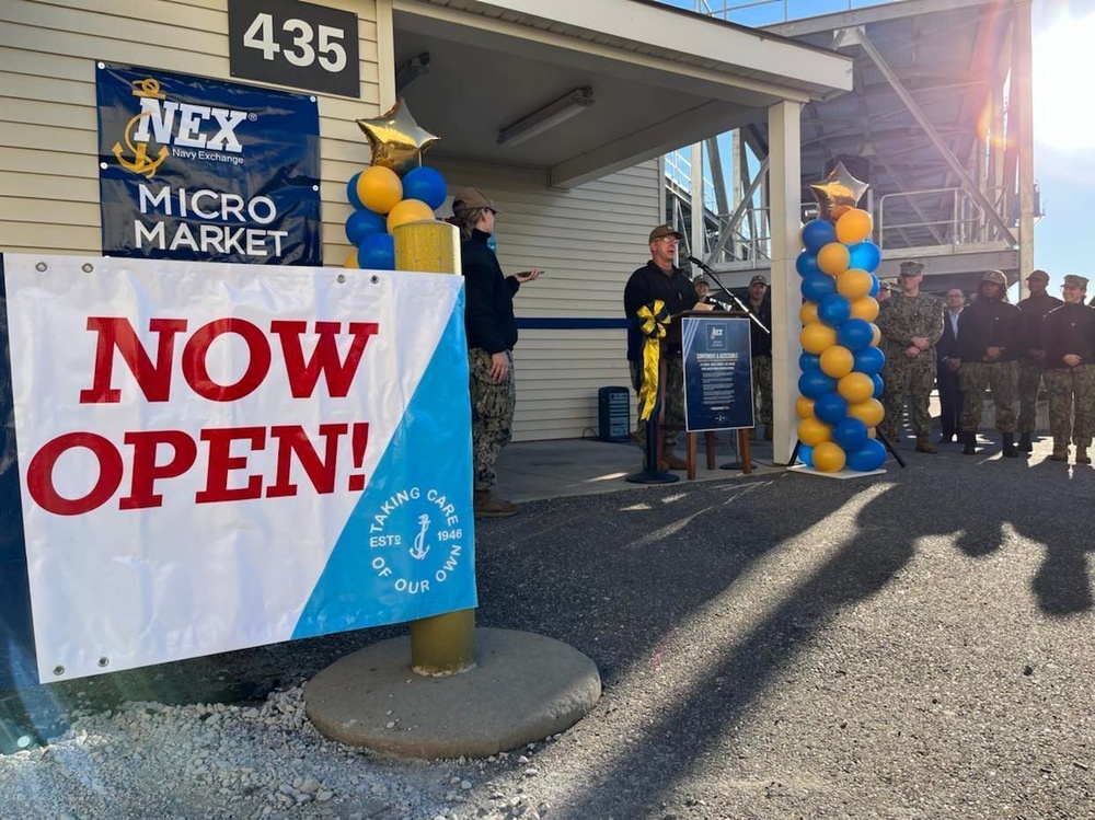 USFFC Cuts Ribbon on Micro Mart at NNSY