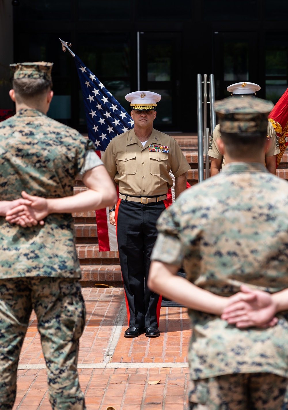 Lt. Gen. Bellon Visits U.S. Embassy in Buenos Aires