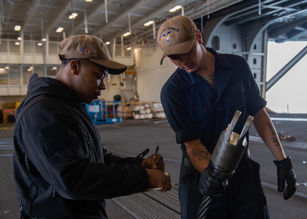 USS Carl Vinson (CVN70) Conducts Routine Operations