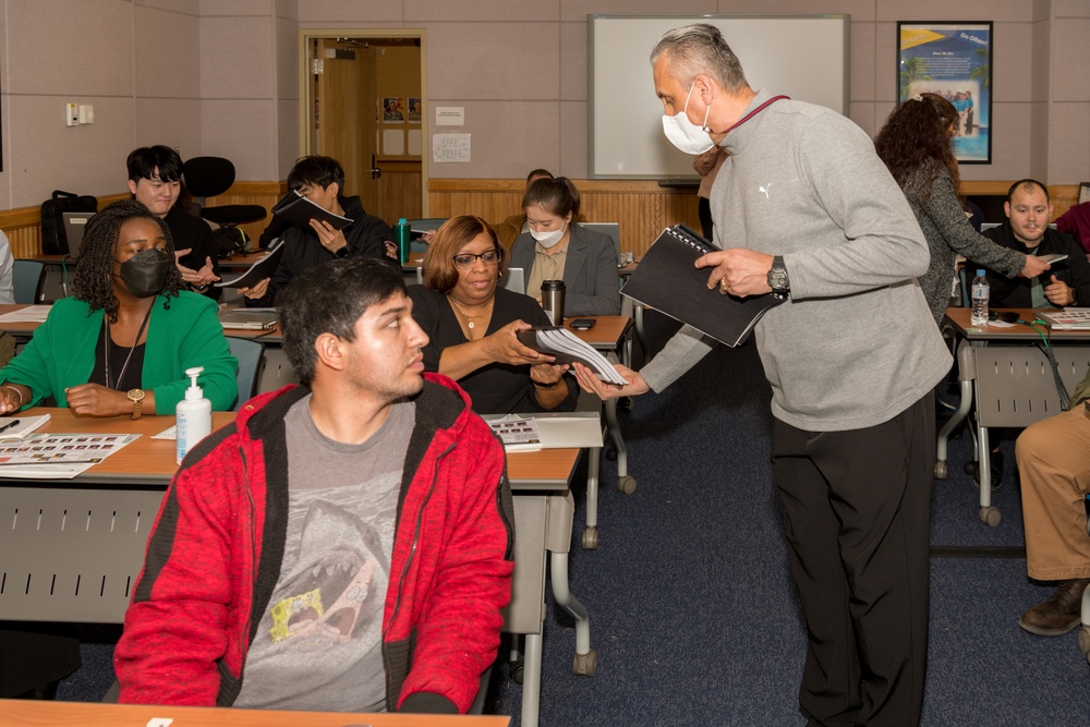 Orientation for New Employees at USAG Humphreys