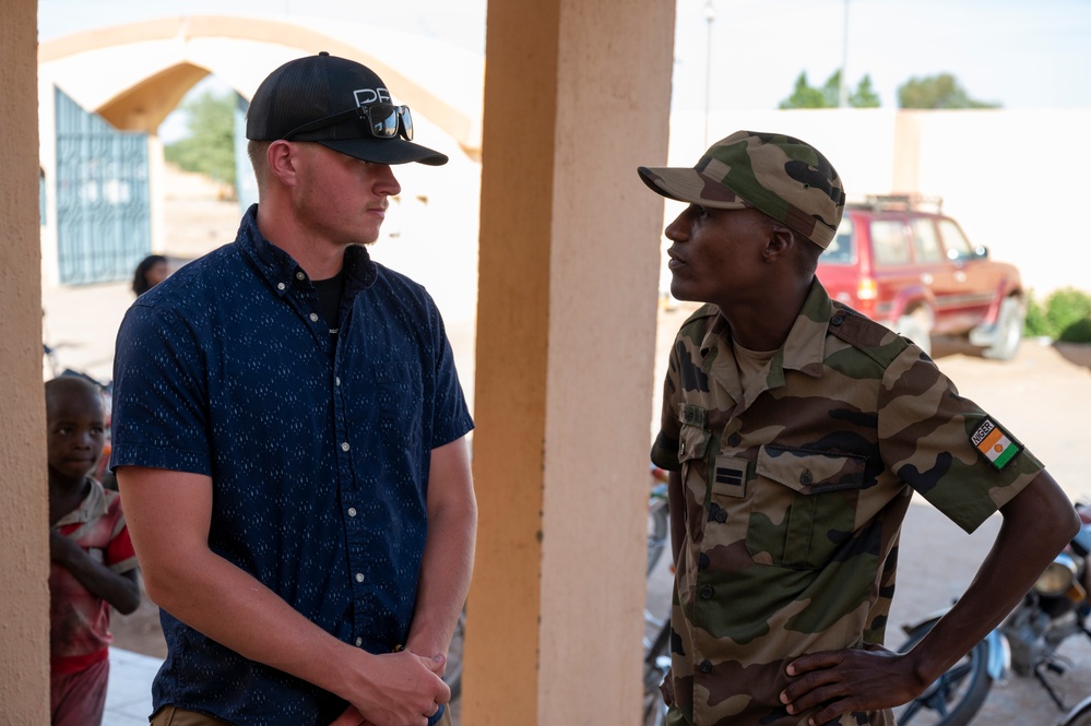Civil Affairs participates in Nigerien Veteran’s Day observance