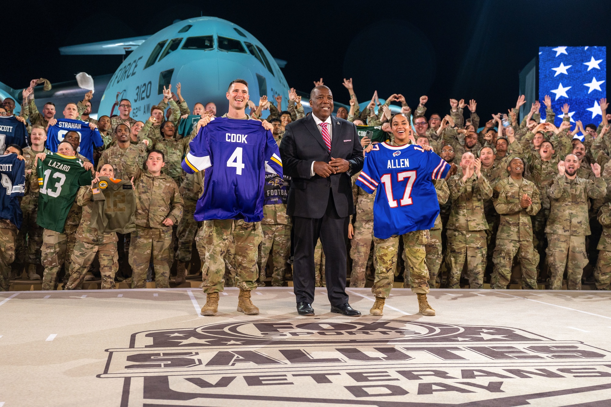 FOX NFL Sunday spends Veterans Day weekend at Al Udeid Air Base in Qatar