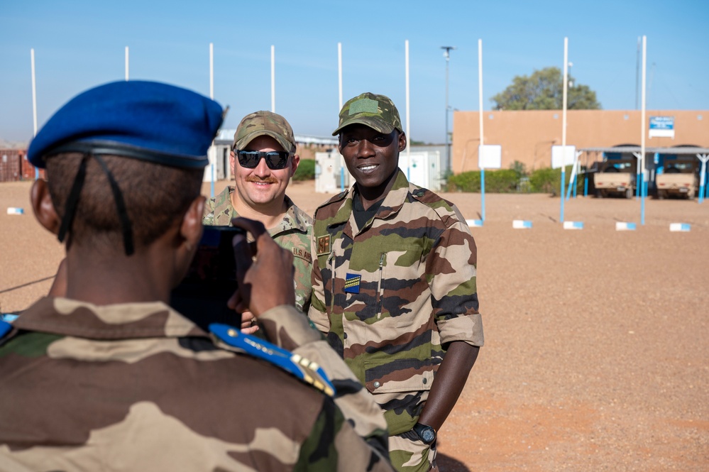 DVIDS - Images - FAN members graduate Air Advisors Course [Image 8 of 9]