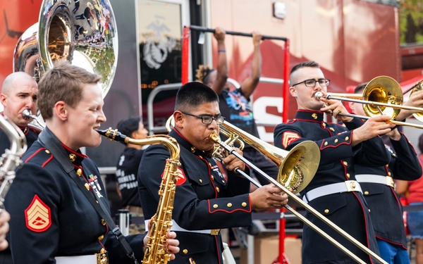 Marine Forces Reserve Band Performs at the State Fair of Texas