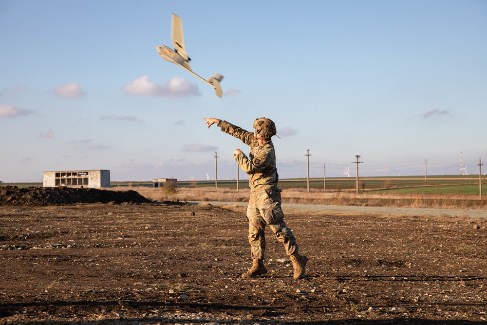2BCT Soldiers conduct raven qualification training