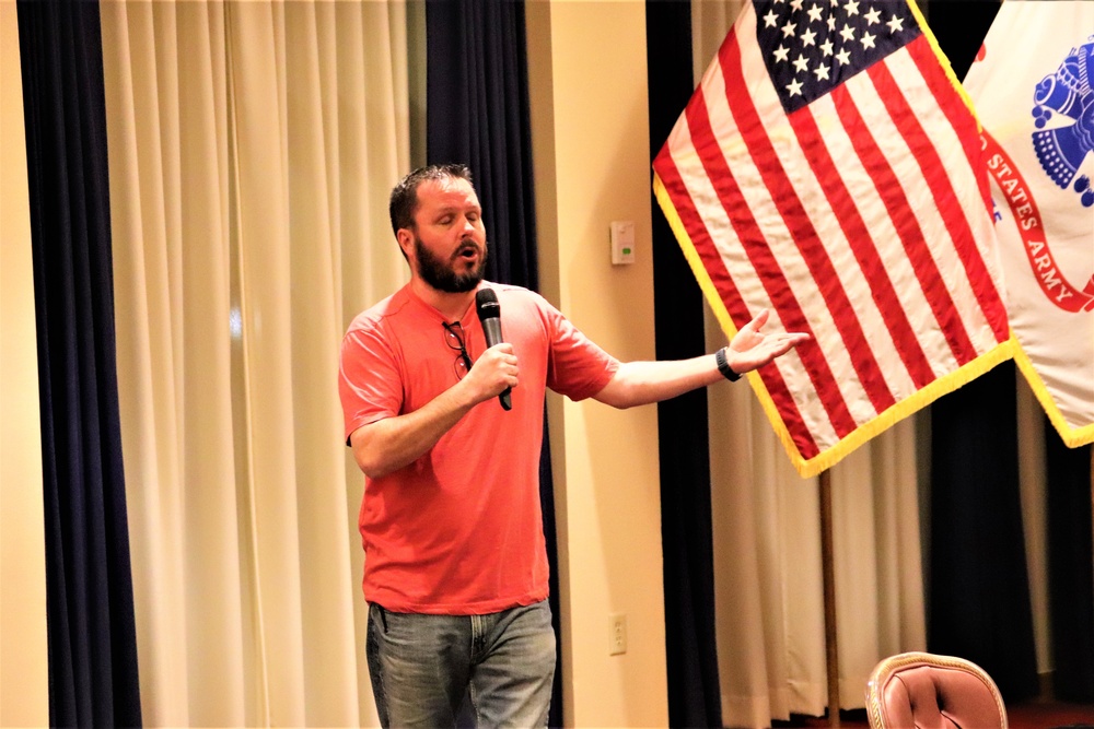 Army veteran, comedian gives performance at Fort McCoy