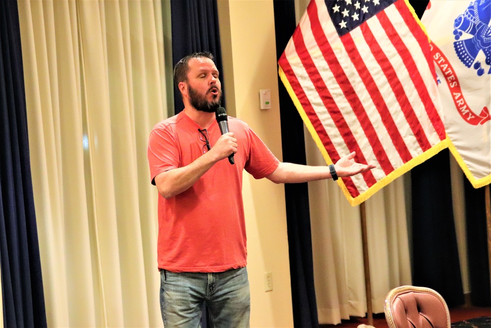 Army veteran, comedian gives performance at Fort McCoy