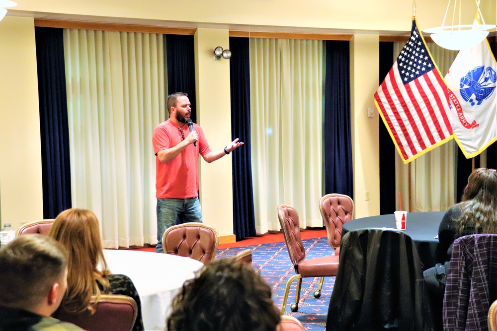 Army veteran, comedian gives performance at Fort McCoy