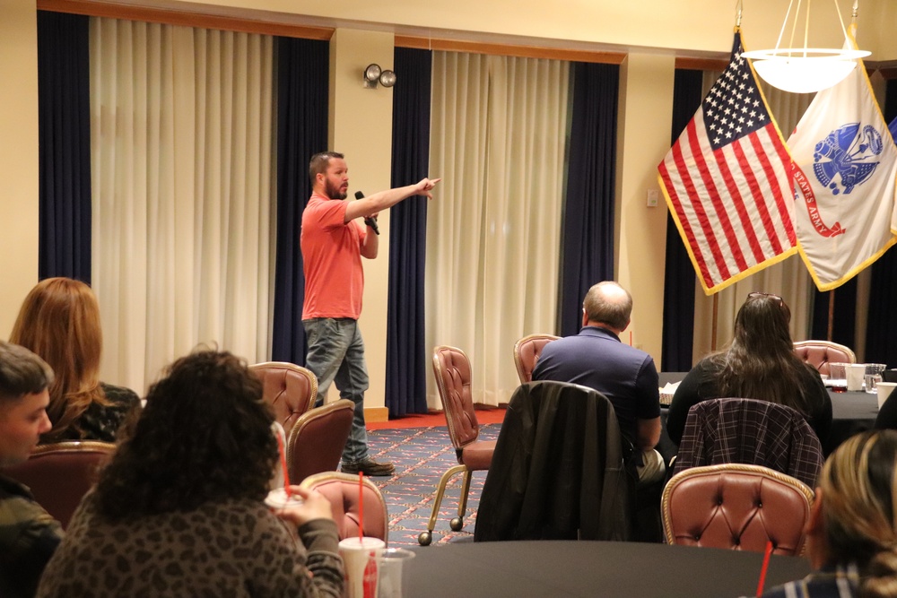 Army veteran, comedian gives performance at Fort McCoy