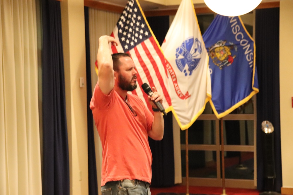 Army veteran, comedian gives performance at Fort McCoy