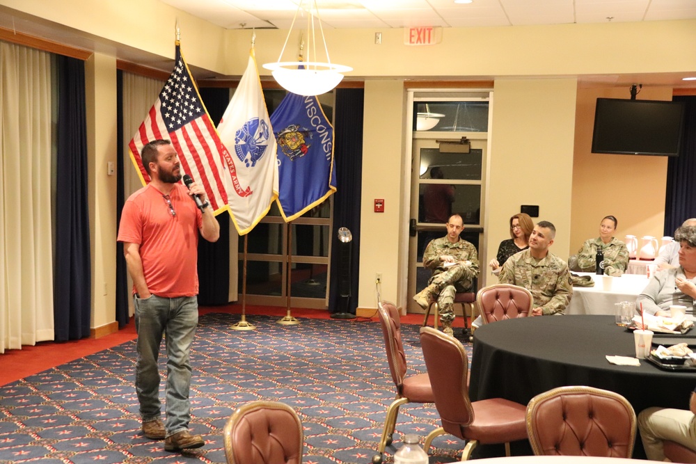 Army veteran, comedian gives performance at Fort McCoy