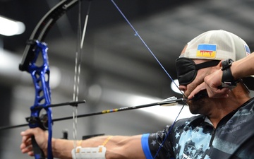 ME2 (Ret.) Jacob Cox in Visually Impaired Archery